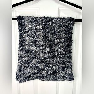Express Chunky Knit Infinity Scarf NWOT
